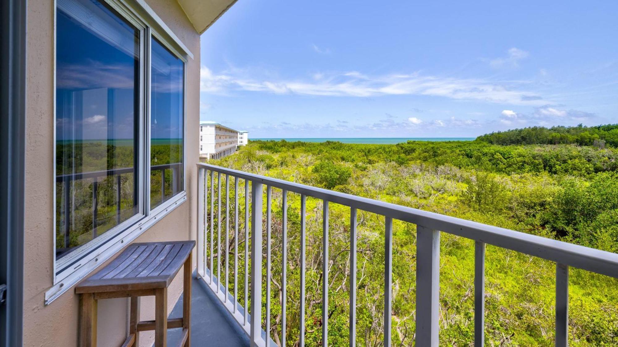 Nauti Hideaway Ocean Pointe 2314