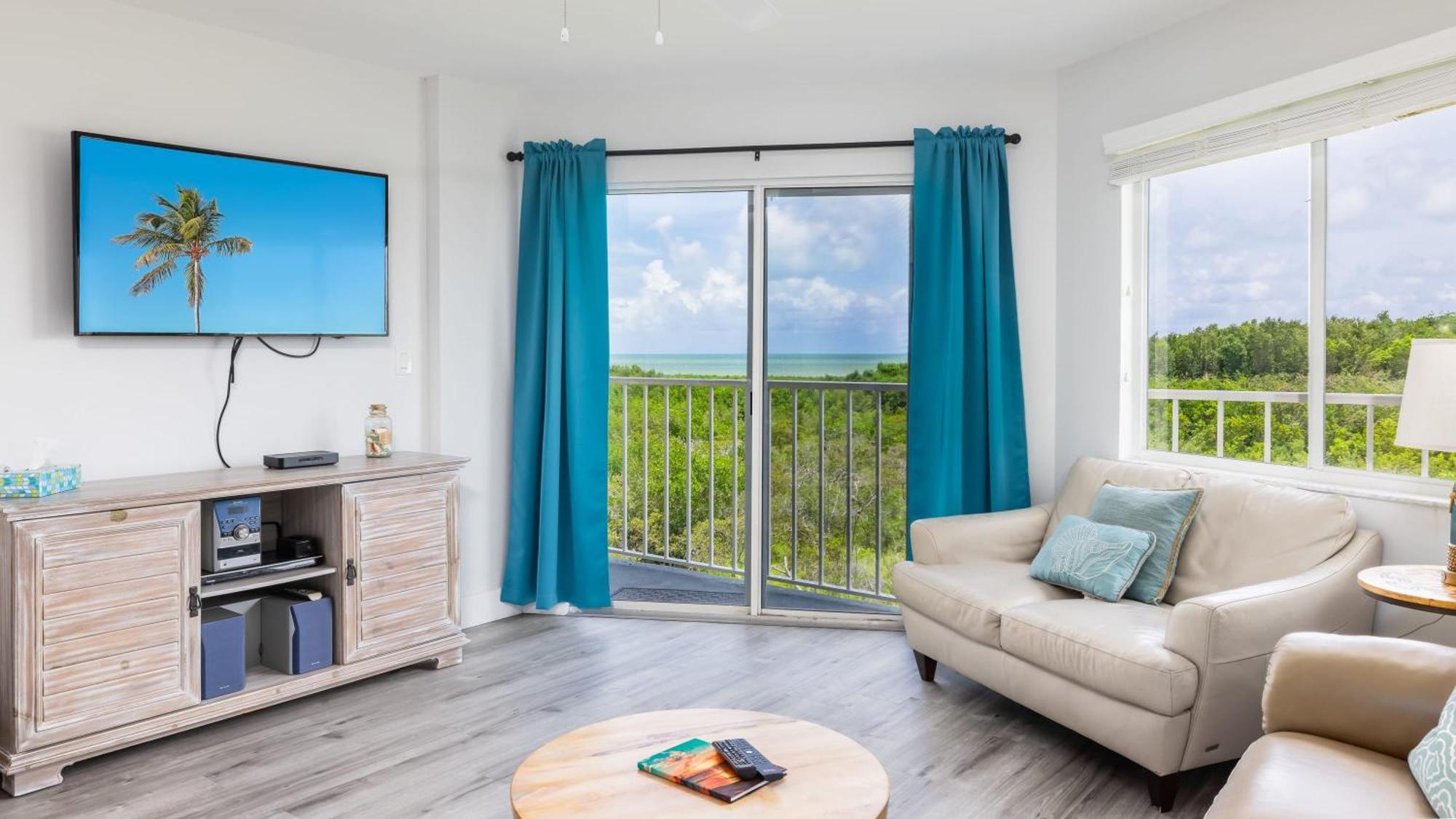 Nauti Hideaway Ocean Pointe 2314